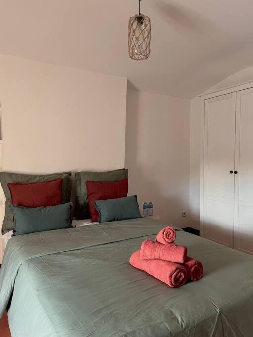 Appartement A Pied Du Centre Avec Place De Parking Arlés Exterior foto